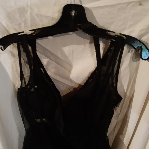 Embroidered Floral Dress with Rhinestone detailing and mesh waist - Picture 2 of 3